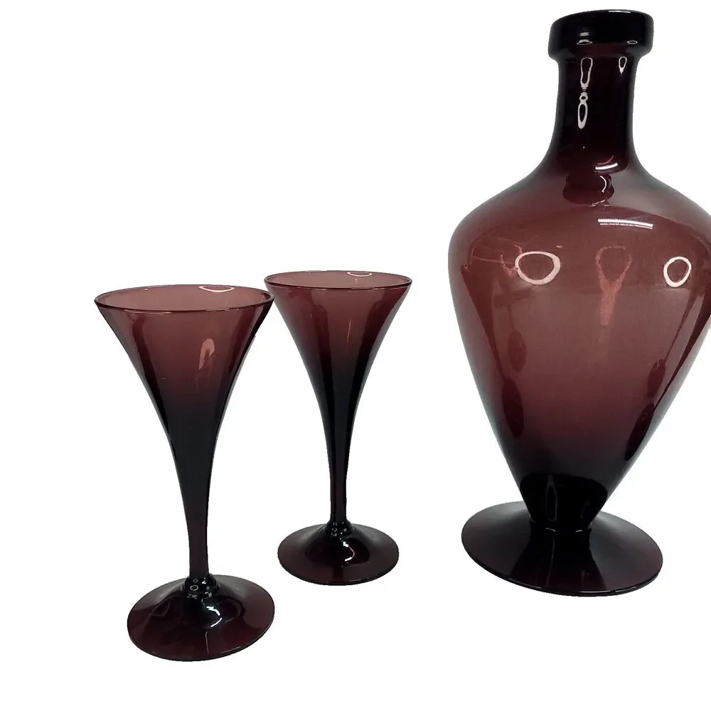 Amethyst Glass Decanter Cambridge bar ware Glasses liquor Purple No stopper